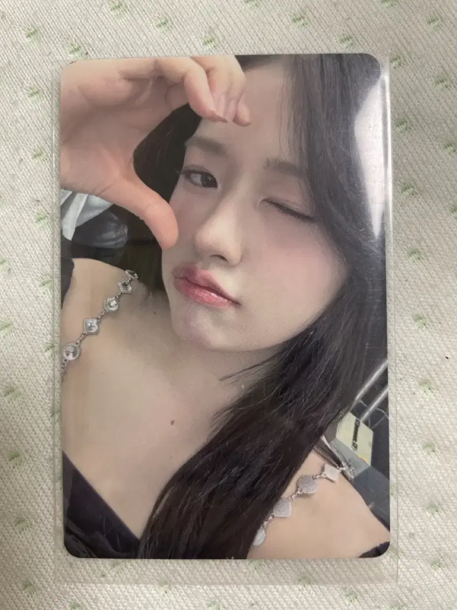 Ive ahn yujin photocard Tokyo, Japan Alive pre-order benefit unreleased photocard