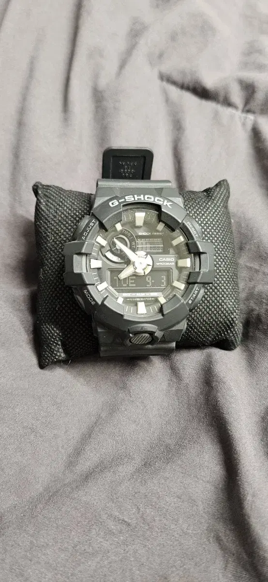 G shock ga 700