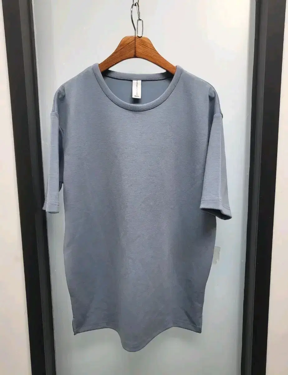 Custom Aclock Essential Relaxed Fit Tee