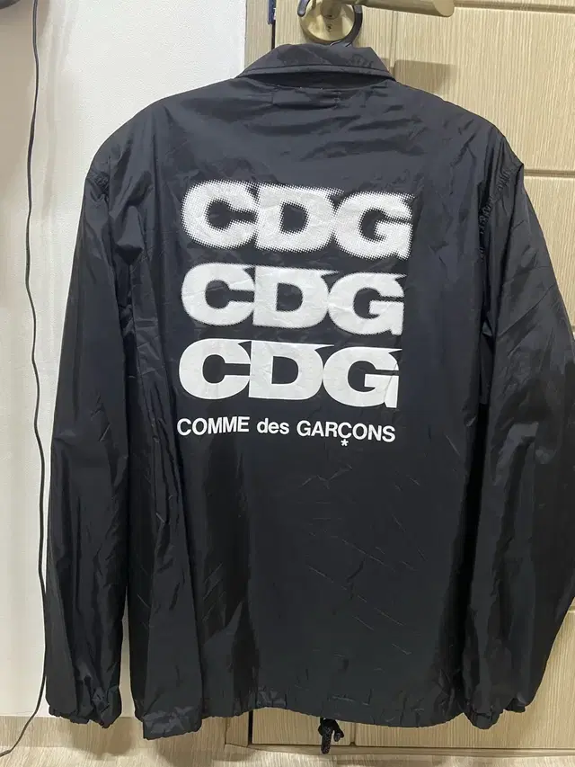 꼼데가르송 CDG 코치자켓 L 사이즈