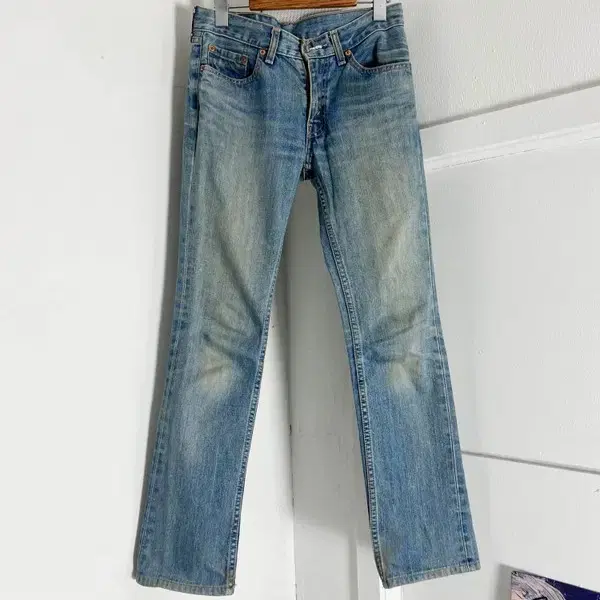 Levis 502 jean