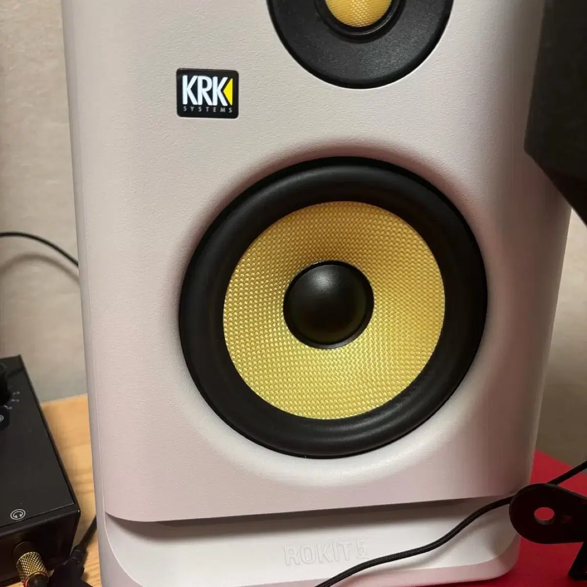 Krk rokit g4