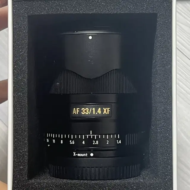 빌트록스 33mm F1.4 후지마운트