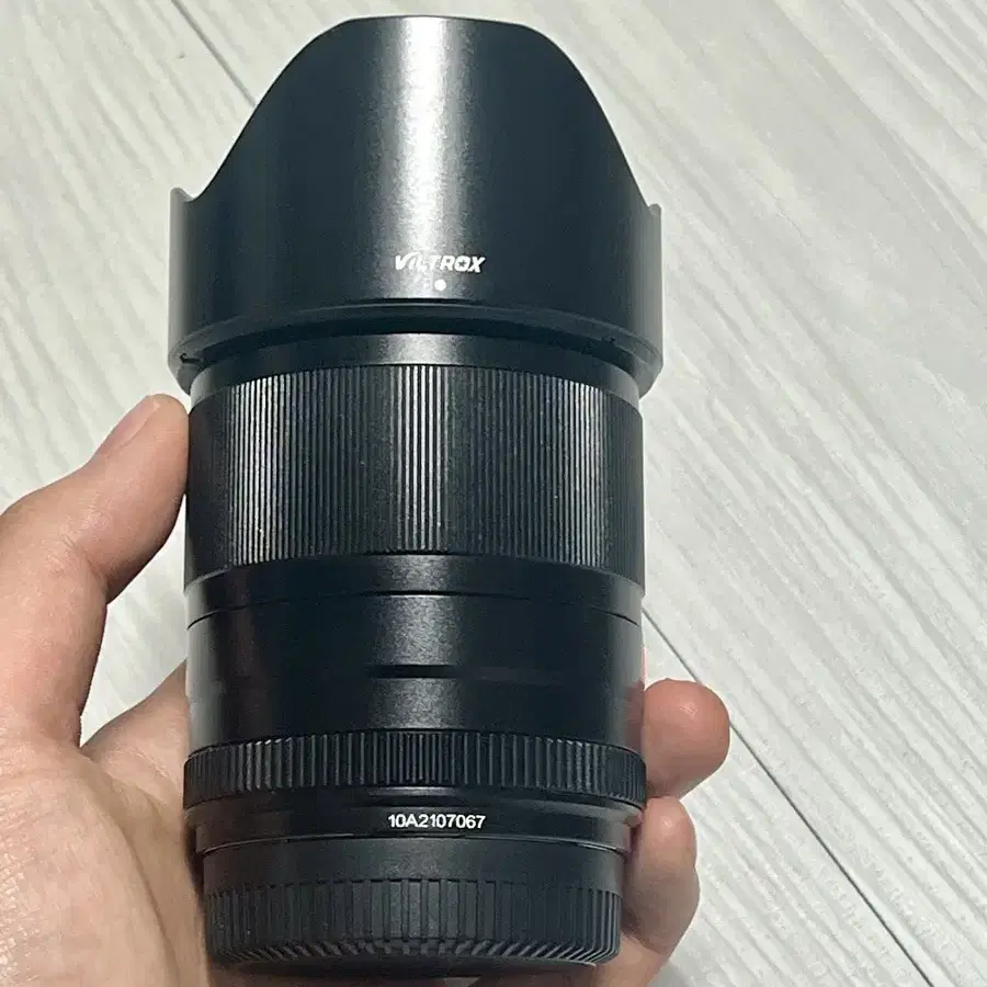 빌트록스 33mm F1.4 후지마운트