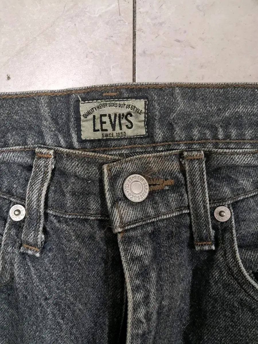 80s Levi's Silver Tab Common Size