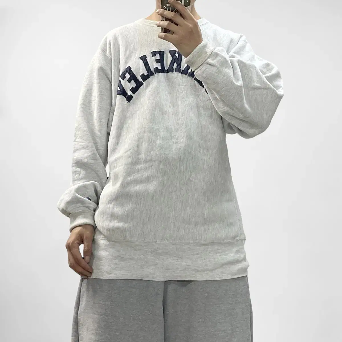 Champion 90s Reverse Weave Berkeley Sweatshirt Topless Gray