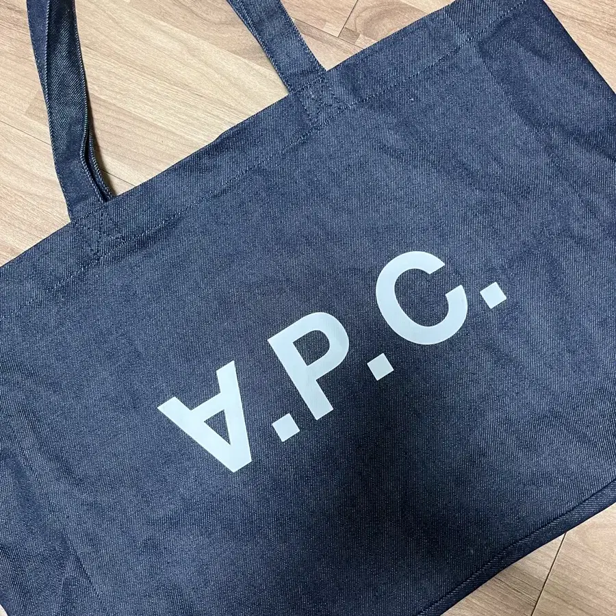 A.P.C. 아페쎄 다니엘라 쇼핑백 인디고 에코백