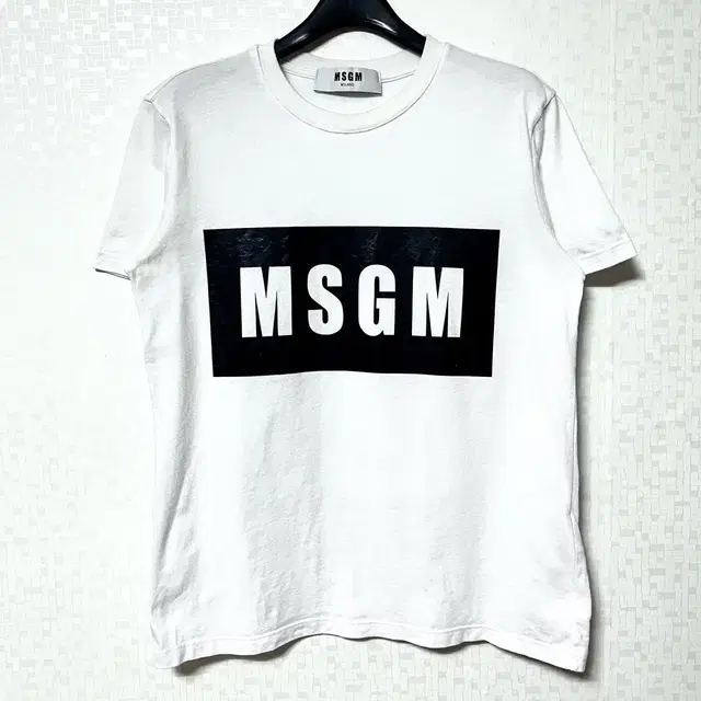 [S,90](정품)MSGM 여성 빅로고 반팔티 화이트