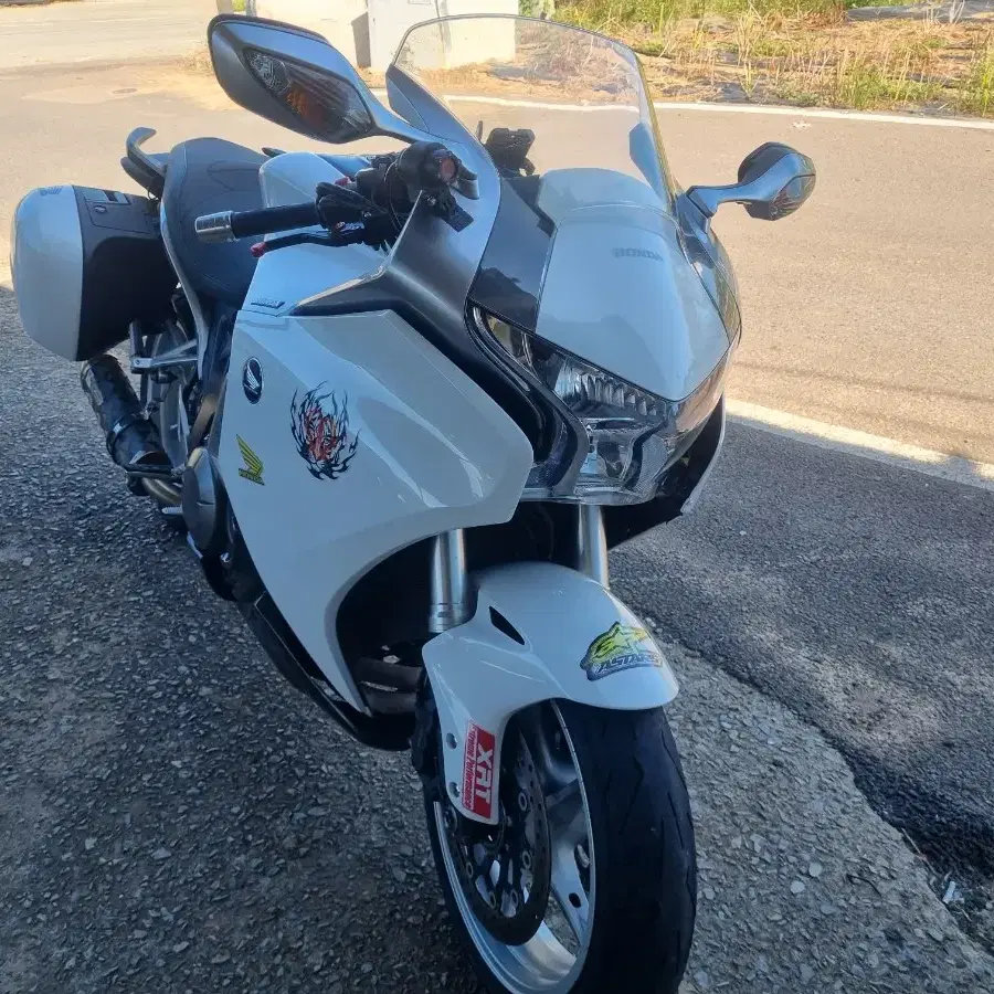 vfr1200f