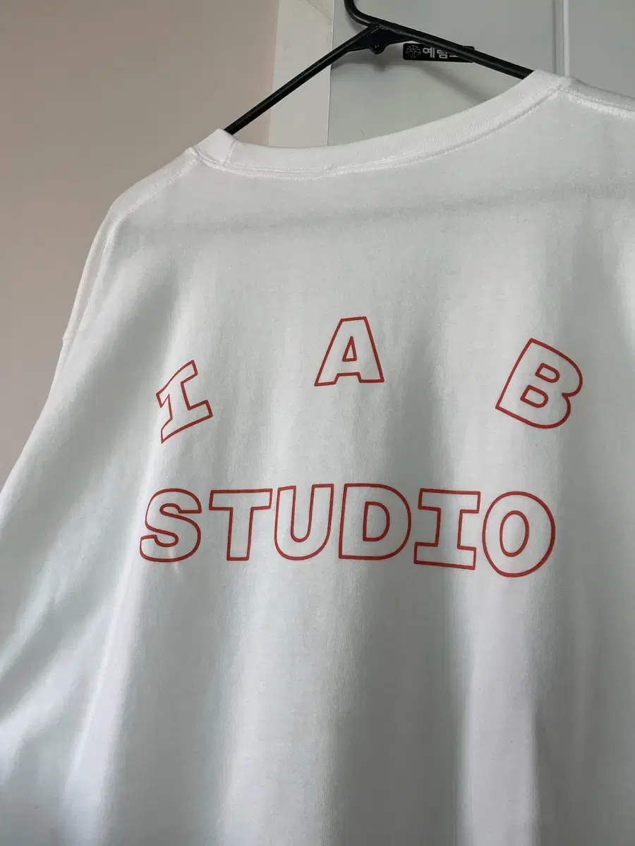 아이앱스튜디오 XL 거의새상품 IAB Studio Line Logo T