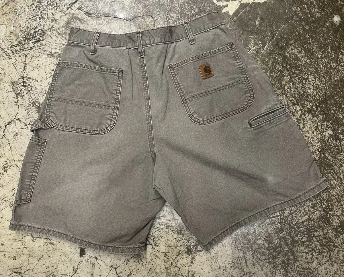 00s Calhart Carpenter Half Shorts