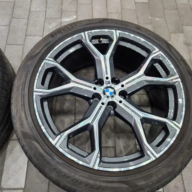 21인치 정품 bmw g05 g06 741m 순정 중고 휠만 한대분 판매