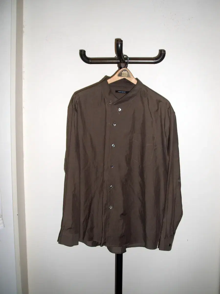 Hatching Room Beak Classic Shirt Olive 3