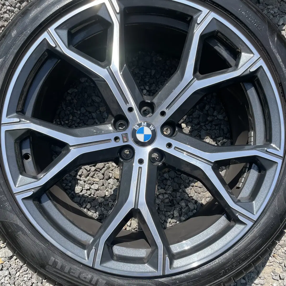 21인치 bmw X5 X6 741m 피렐리 피제로 정품휠타이어 1대분