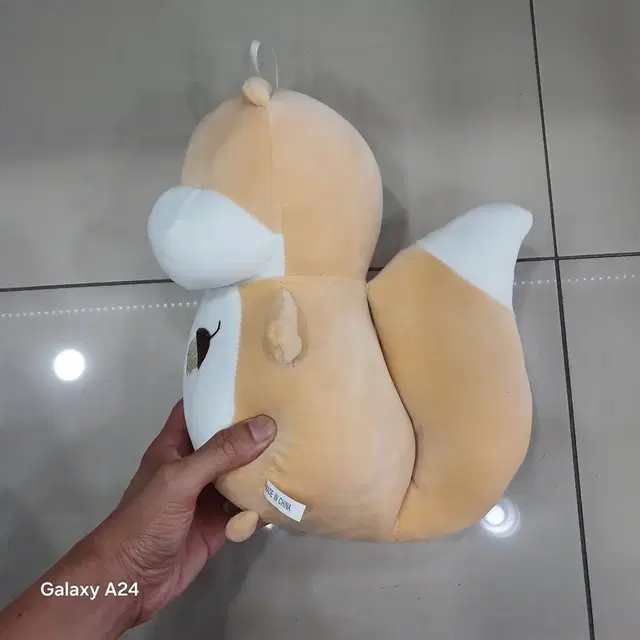 볼통통한 인형 중고 오염 가로18세로28cm