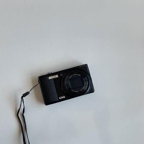 Ricoh CX3