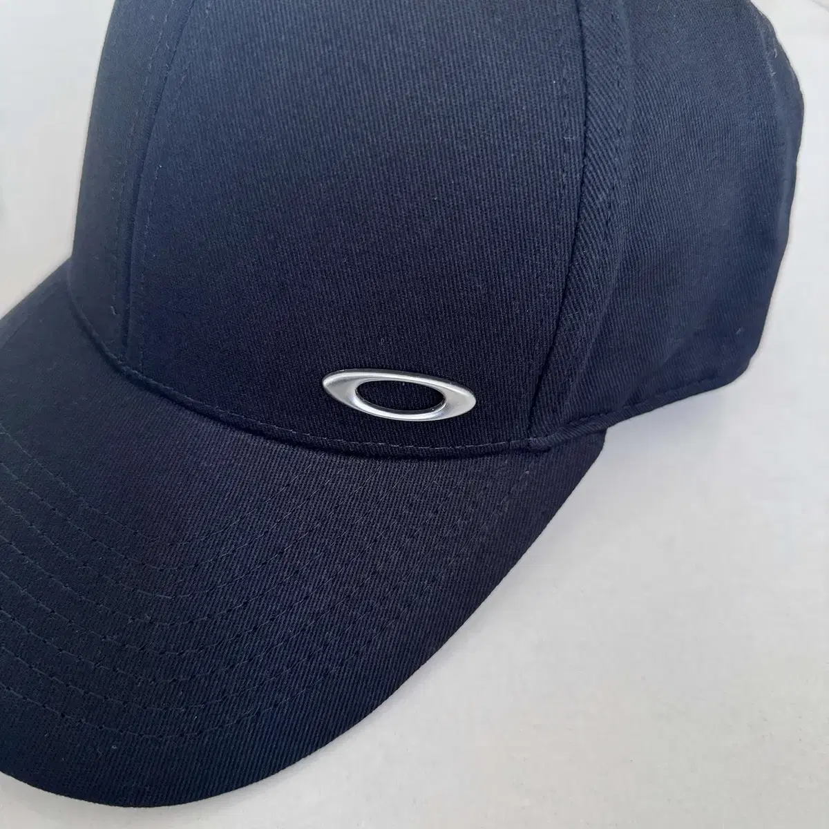 oakley essential metal cap 오클리 에센셜 메탈 캡