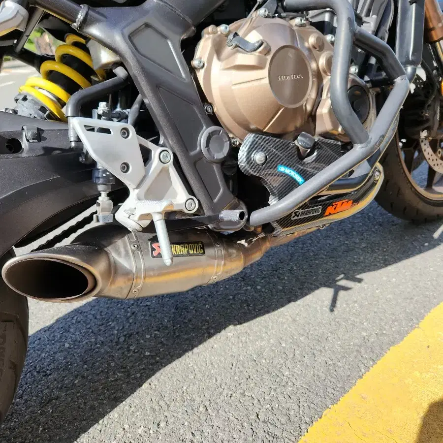 19년식 CB650RA 팝니다