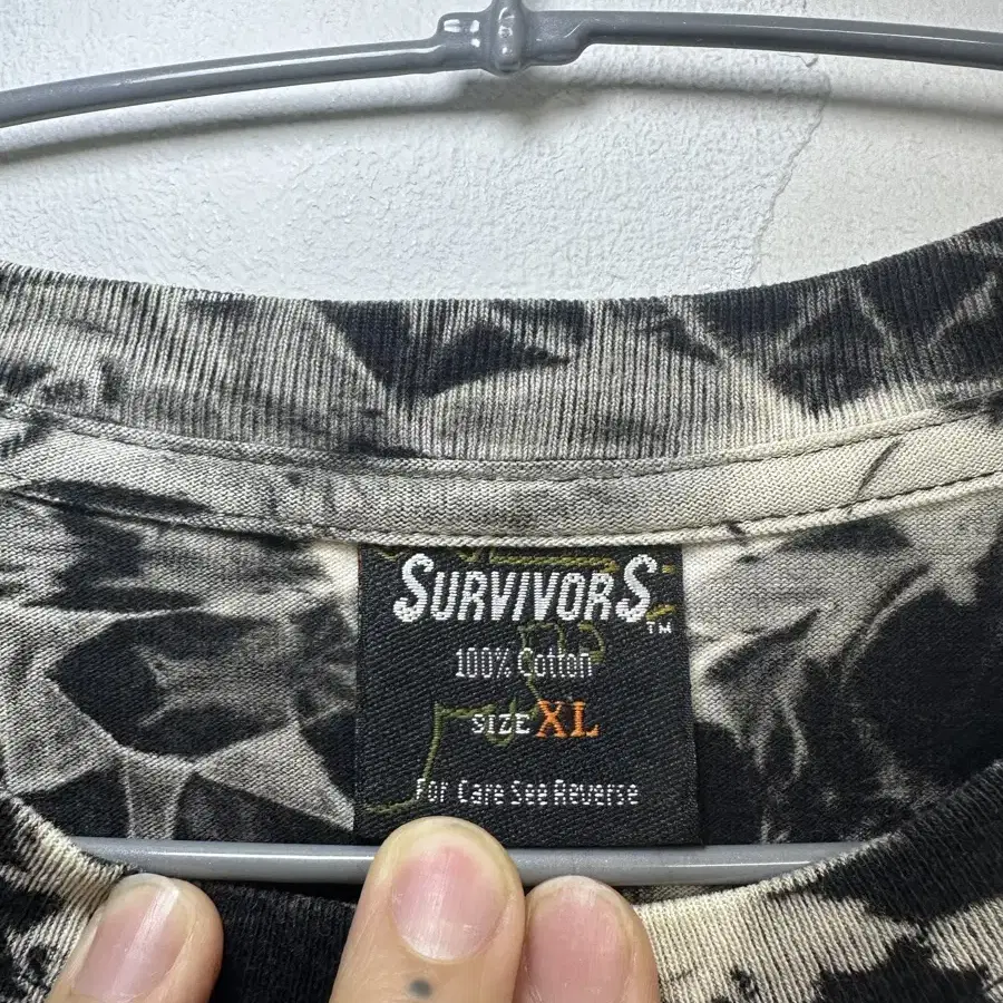 Survivors 해골 프린팅 타이다이 롱슬리브 긴팔