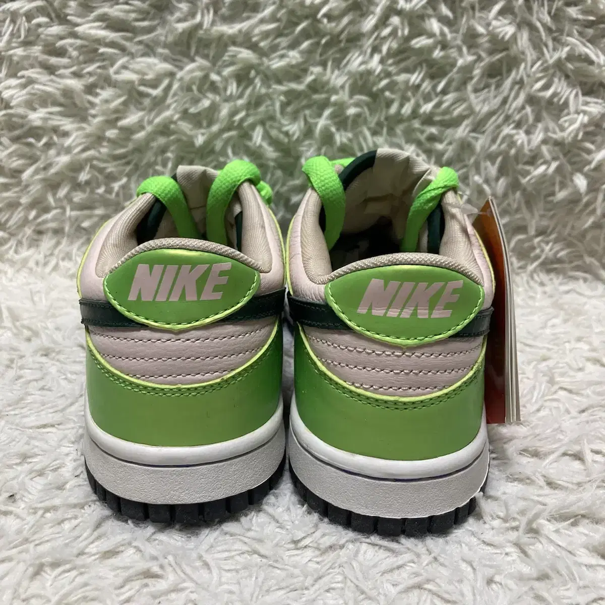 [235] NIKE 나이키 덩크로우 스니커즈 새상품