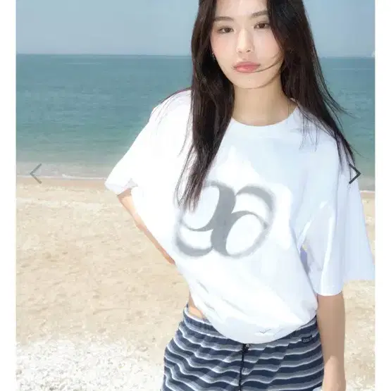 애즈온 HOLIDAY OVERFIT T-SHIRT / WHITE