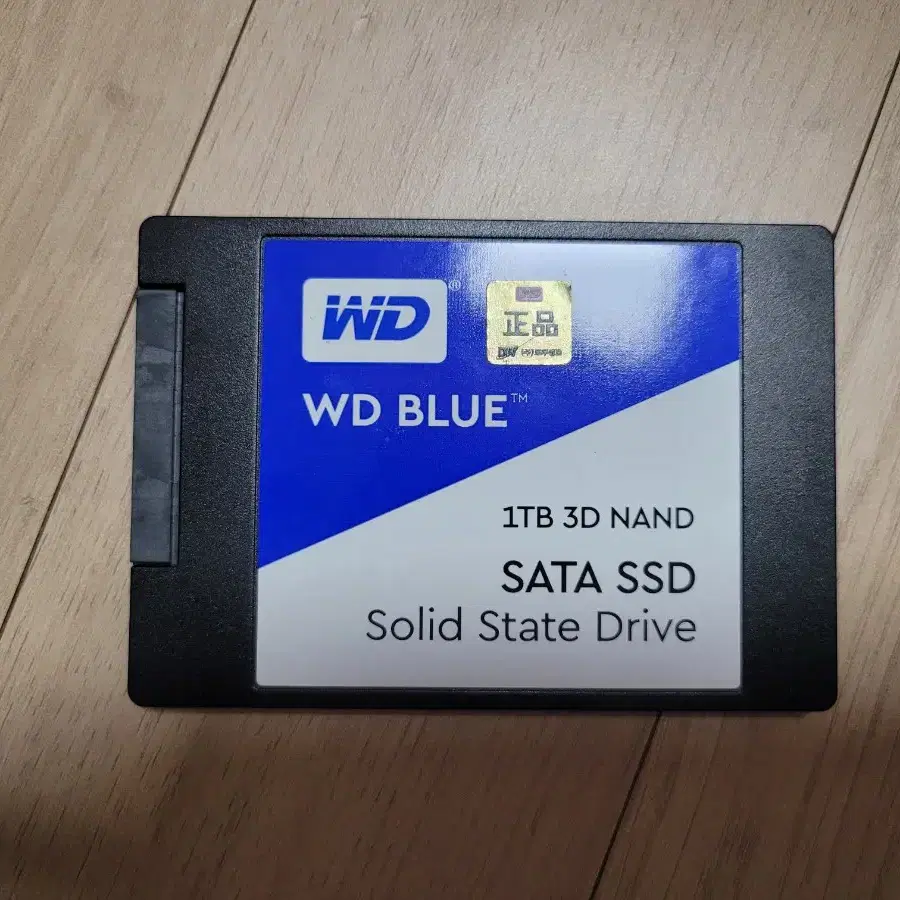 ps4 에서 사용한 wd blue ssd 1t 팝니다.