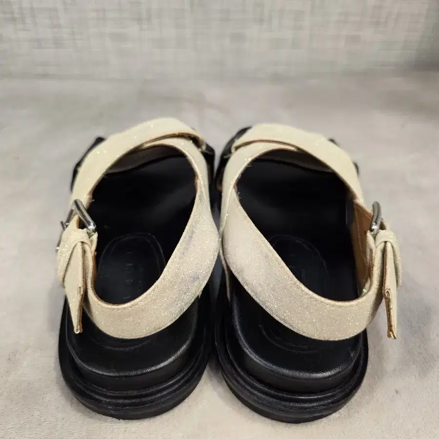 마르니 MARNI 샌들 35 (220~225)