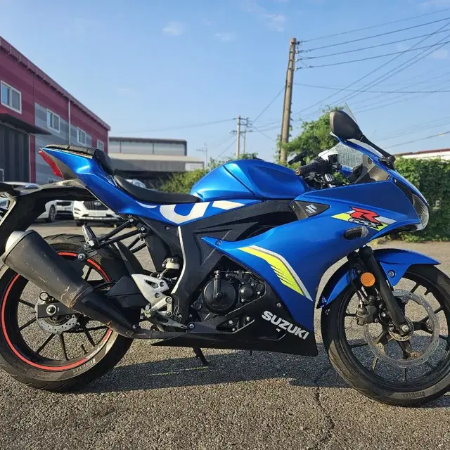 스즈끼 GSXR125 18년식  255만원 상태 좋습니다