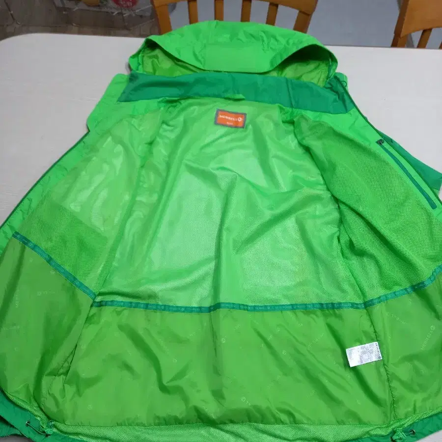 XL105 MERRELL 봄가을용 바람막이 등산복 연두 XL-301