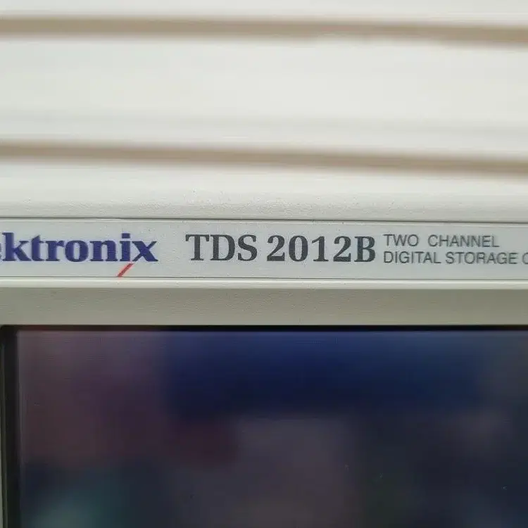 Tektronix TDS2012B 100MHz 1GS/s 오실로스코프,