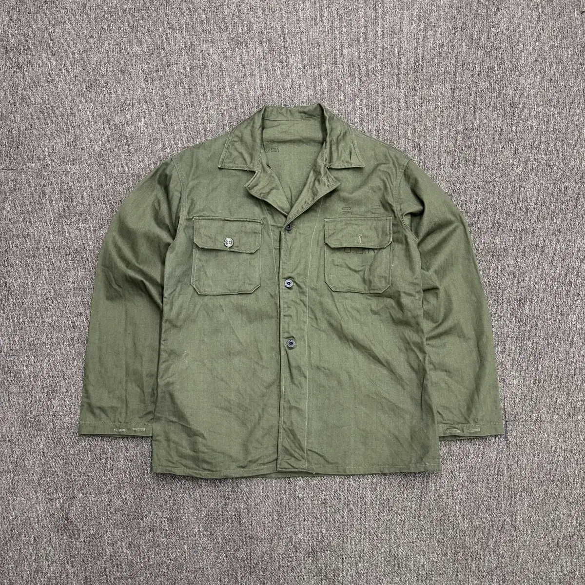 [M] 1944s U.S.N. World War II OG Harringbone Twill Puttyg Shirt