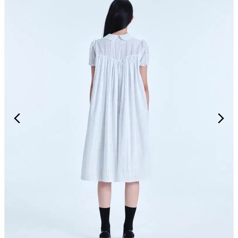 Cosmoss 코스모스 SHIRRING PUFF DRESS 드레스