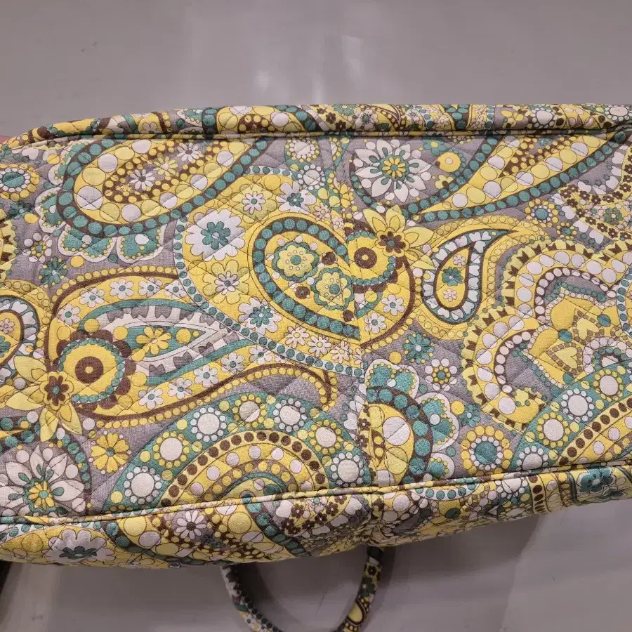 Vera bradley 페이즐리 더플 백