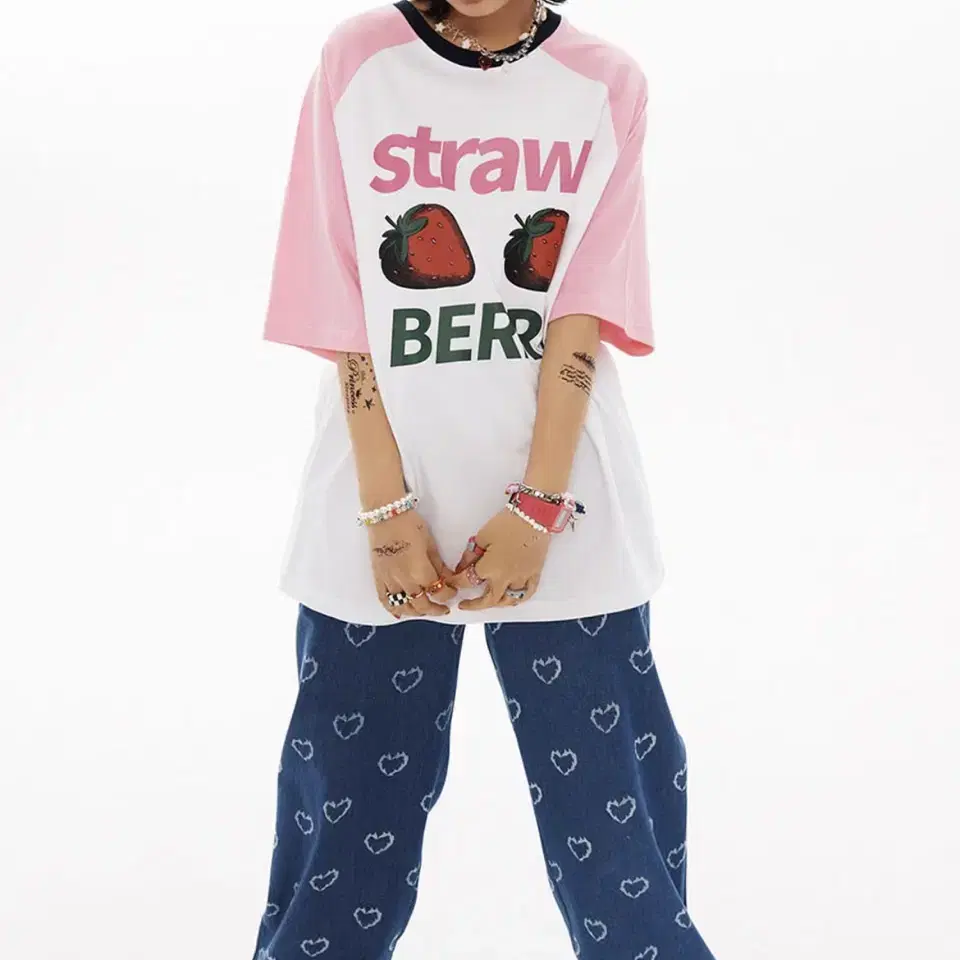 원더비지터 반팔 Strawberry Overfit Raglan