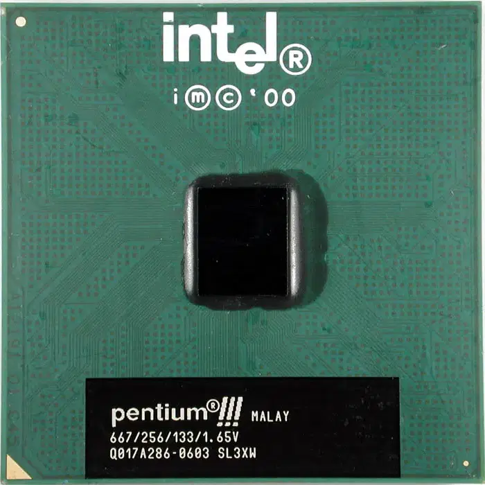 인텔 Pentium III 667 SL3XW (Socket 370)