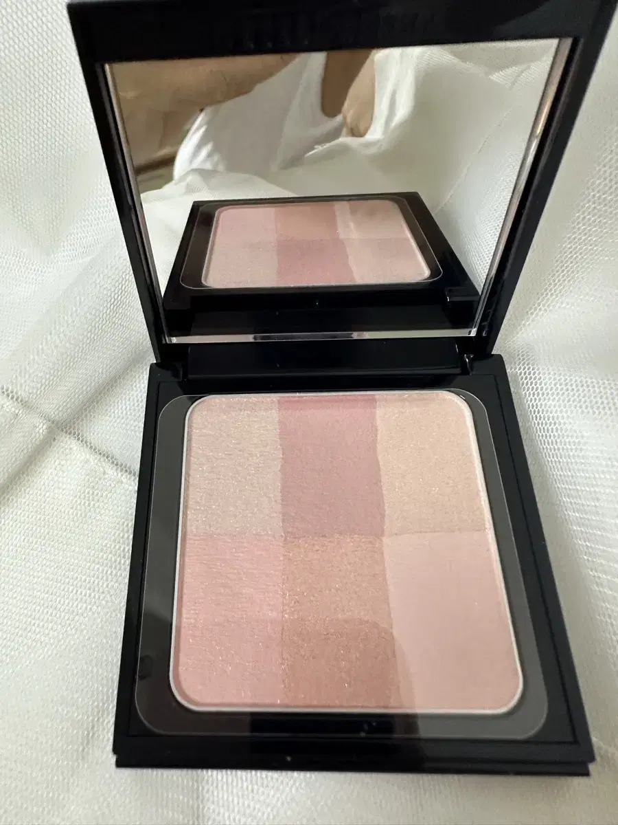 Bobbi Brown Brightening Brick Pink Powder