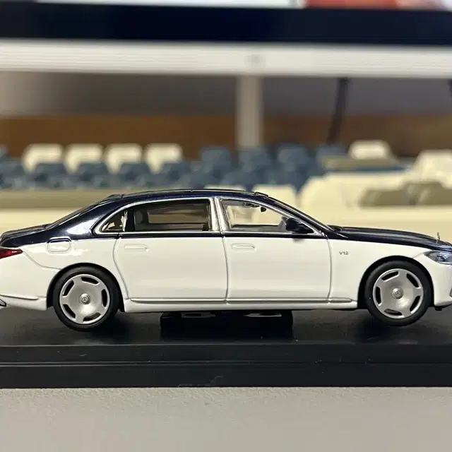 [arbox] 1:64 s680 블루/화이트