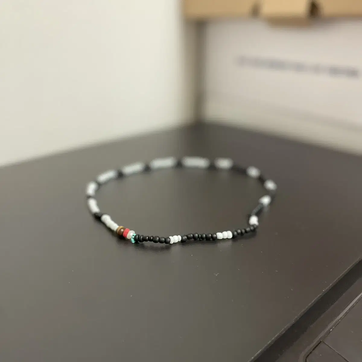 ESEELMI 에씰미 handmade number7 beads 비즈목걸이