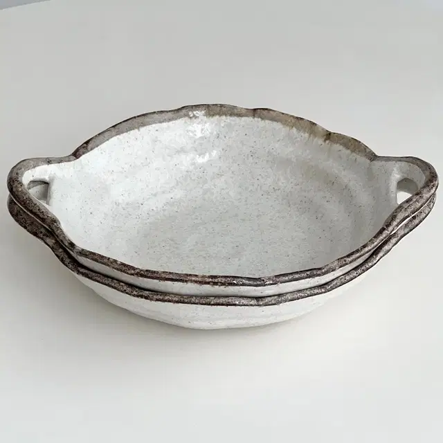 Brown Handy bowl / 손잡이접시 원형접시 메인플레이트 면기