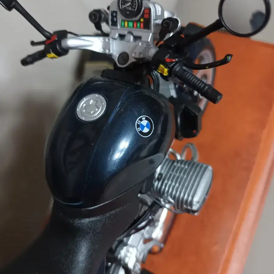 BMW special edition R1100R 1:10 미니어처