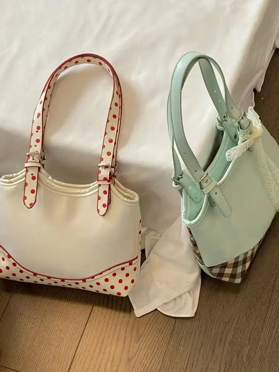 Patterned shopper shoulder bag