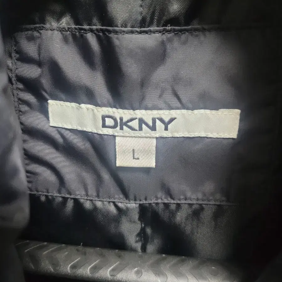 DKNY 66~77