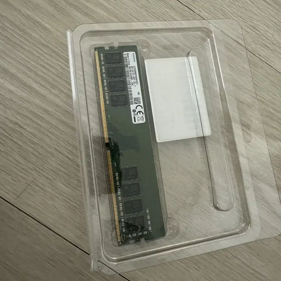 8gb 1rx8 pc4 2400T 램