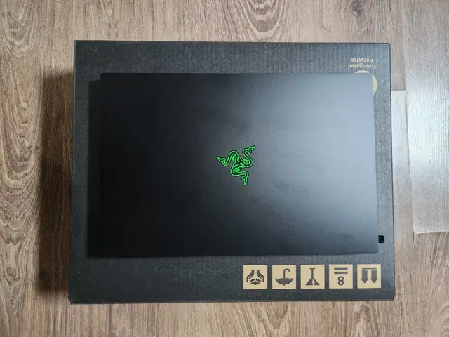 RAZER BLADE 15 Base 10Gen R3060  중고 팝니다