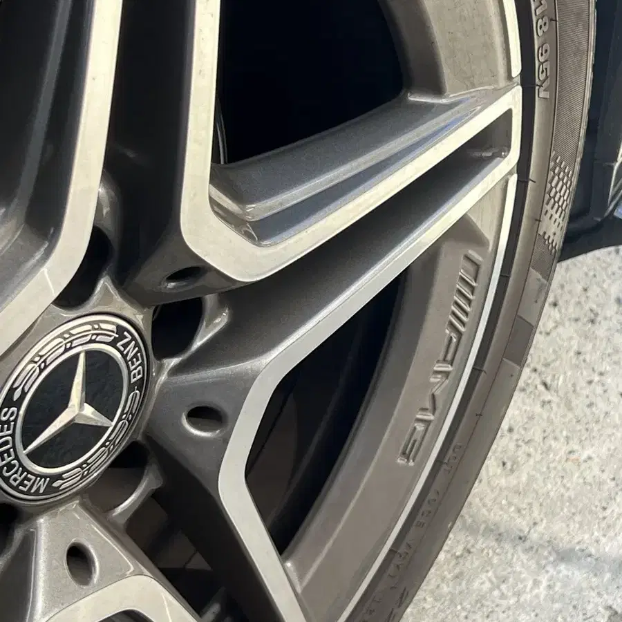 C class amg line 18인치 휠(별휠)