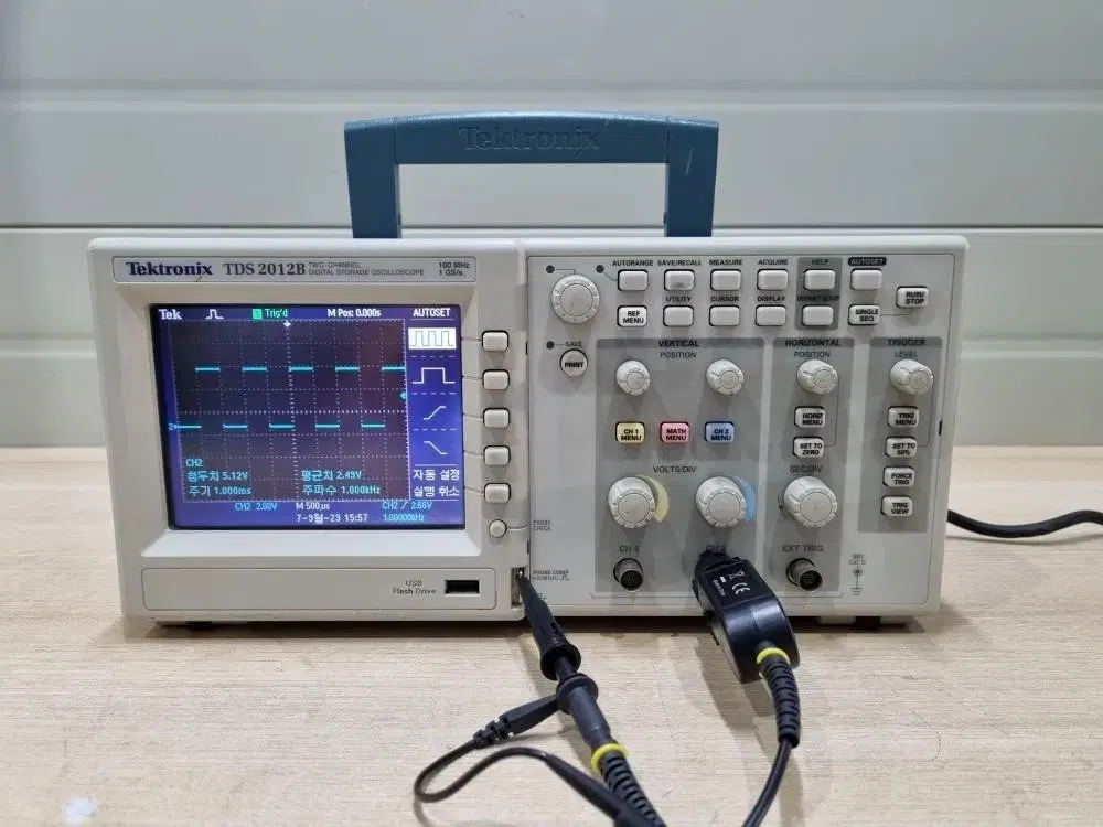 Tektronix TDS 2012B 2CH 100MHz 오실로스코프