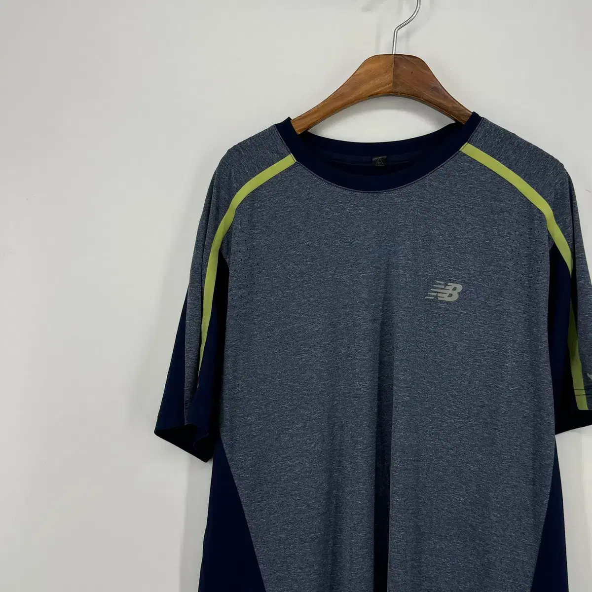 뉴발란스 로고 기능성 반팔 티셔츠 (XL size / NAVY)