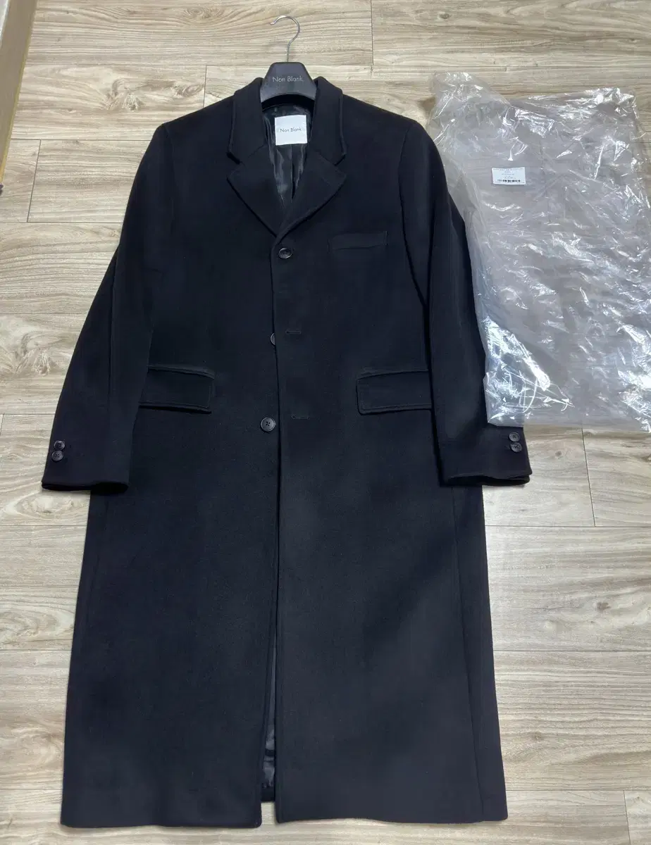 [XL] Nunblank Chesterfield Coat Black