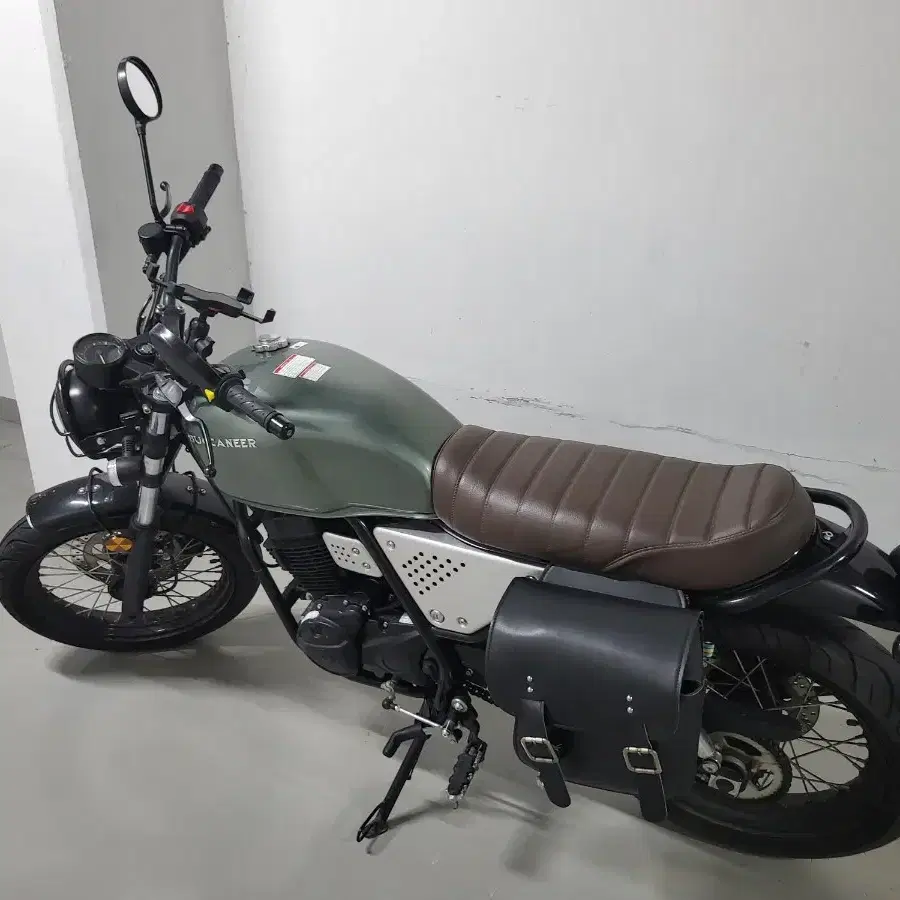 부캐너125cc 상태최상 팝니다.