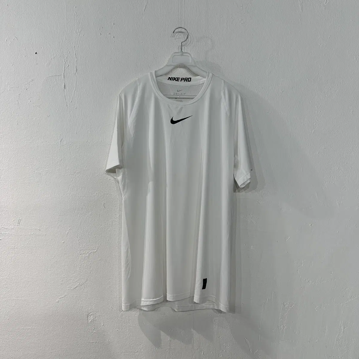 Nike Pro DryFit Short Sleeve 105